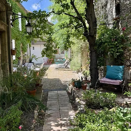 Bed & Breakfast La Calade Douzens